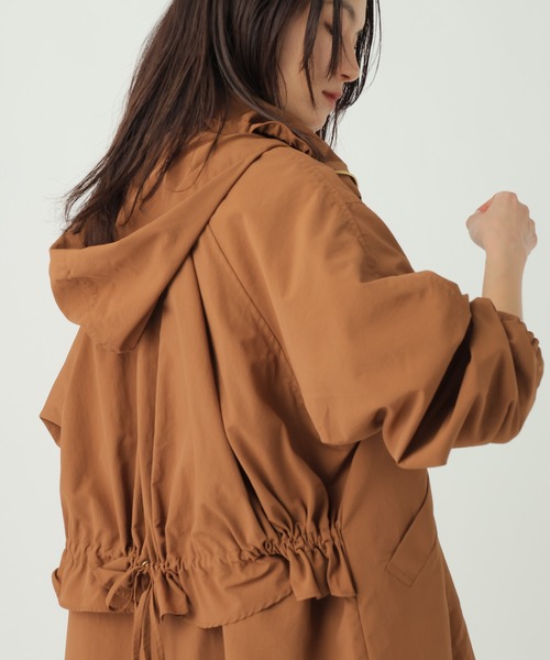 Elura（エルーラ）の「大人リュクスマンパ/656400（マウンテンパーカー・レディース・ブラック/アイボリー/キャメル・FREE）」の3枚目の写真