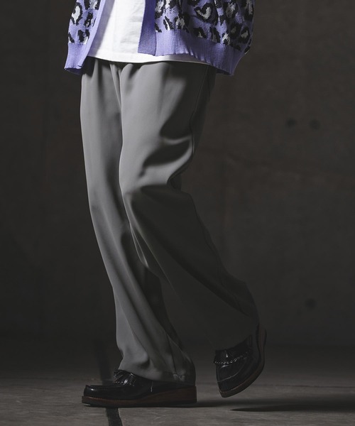 GLIMCLAP（グリムクラップ）の「mp14551-Relaxed Straight Trousers ワイドストレートパンツ(201-016-gls-cg)（その他パンツ・メンズ・ブラック/ベージュ/チャコール・L/M/S）」の2枚目の写真