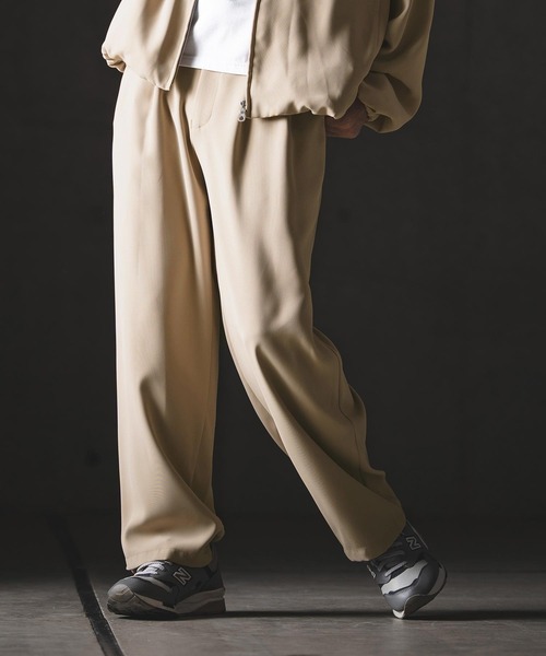 GLIMCLAP（グリムクラップ）の「mp14551-Relaxed Straight Trousers ワイドストレートパンツ(201-016-gls-cg)（その他パンツ・メンズ・ブラック/ベージュ/チャコール・L/M/S）」の19枚目の写真