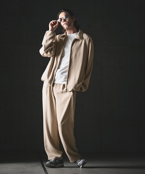 GLIMCLAP（グリムクラップ）の「mp14551-Relaxed Straight Trousers ワイドストレートパンツ(201-016-gls-cg)（その他パンツ・メンズ・ブラック/ベージュ/チャコール・L/M/S）」の21枚目の写真