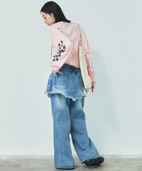 MIRROR STOKE（ミラーストーク）の「【ZOZO限定／追加】LAYERED TUCK DENIM PANTS/レイヤードタックデニムパンツ（デニムパンツ・レディース・ネイビー/サックスブルー・MEDIUM/LARGE）」の17枚目の写真