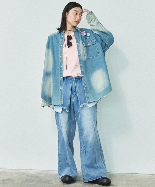 MIRROR STOKE（ミラーストーク）の「【ZOZO限定／追加】LAYERED TUCK DENIM PANTS/レイヤードタックデニムパンツ（デニムパンツ・レディース・ネイビー/サックスブルー・MEDIUM/LARGE）」の21枚目の写真