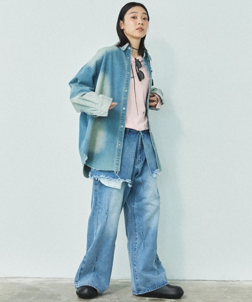 MIRROR STOKE（ミラーストーク）の「【ZOZO限定／追加】LAYERED TUCK DENIM PANTS/レイヤードタックデニムパンツ（デニムパンツ・レディース・ネイビー/サックスブルー・MEDIUM/LARGE）」の22枚目の写真