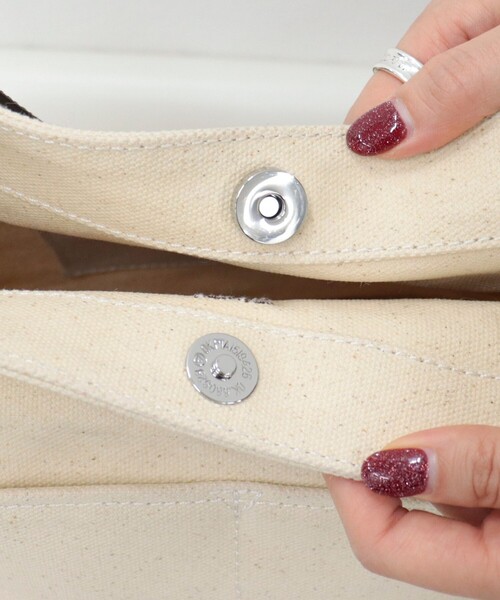 fredy emue(フレディエミュ)の「FRレザーワンショルバッグ(ショルダーバッグ・レディース・ブラック/アイボリー・FREE)」の16枚目の写真