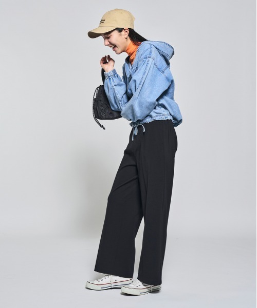 Right-on（ライトオン）の「【HONEYSUCKLE ROSE】ポンチワイドパンツ (美脚効果 / ストレッチ感 / デイリーユース)（その他パンツ・レディース・ブラック/ネイビー/ブラウン・S/M/L/XL）」の8枚目の写真
