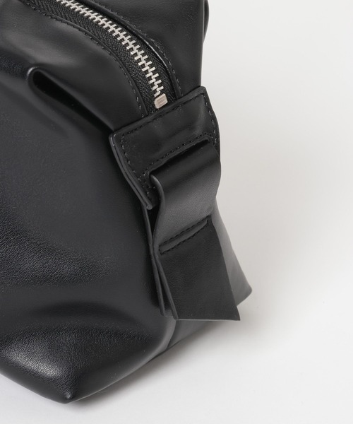 GLOBAL WORK（グローバルワーク）の「スペ軽チャーム付きロング/ボストン/646539（ボストンバッグ・レディース・ブラウン系6/ダークブラウン/ブラック・ONE SIZE）」の13枚目の写真