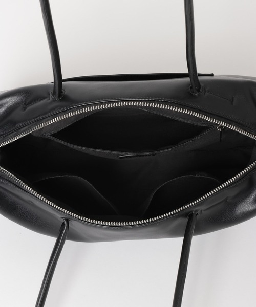 GLOBAL WORK（グローバルワーク）の「スペ軽チャーム付きロング/ボストン/646539（ボストンバッグ・レディース・ブラウン系6/ダークブラウン/ブラック・ONE SIZE）」の16枚目の写真