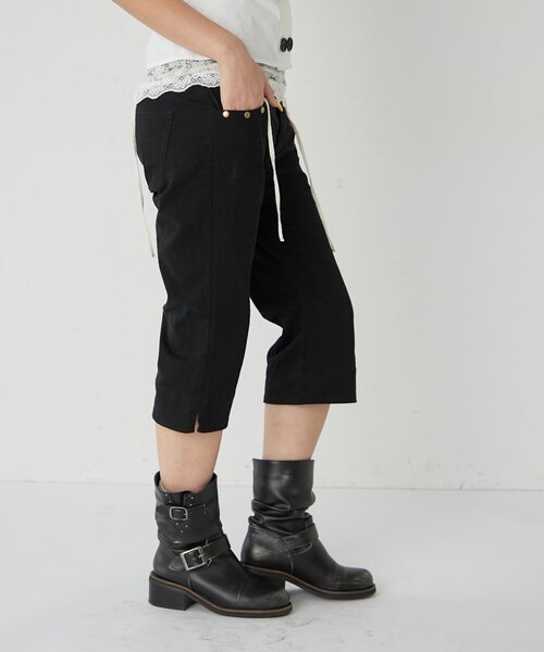 WHO'S WHO gallery（フーズフーギャラリー）の「ストレッチスタッズカプリパンツ（その他パンツ・レディース・ブラウン/ブラック/チャコールグレー・FREE）」の6枚目の写真