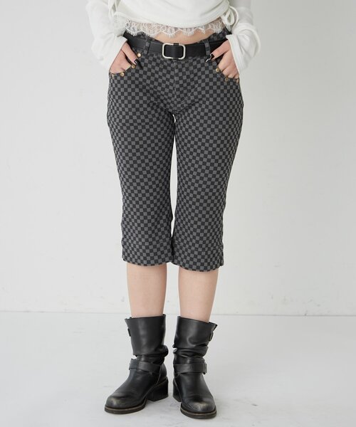 WHO'S WHO gallery（フーズフーギャラリー）の「ストレッチスタッズカプリパンツ（その他パンツ・レディース・ブラウン/ブラック/チャコールグレー・FREE）」の10枚目の写真