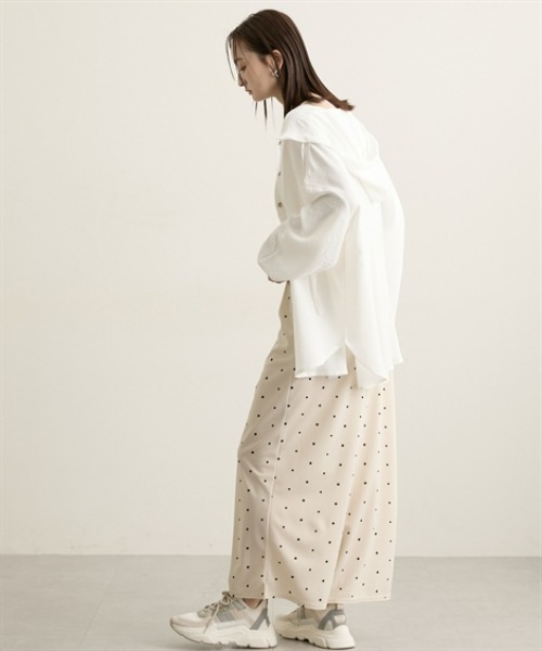 nissen（ニッセン）の「カットジョーゼットサロペット（サロペット/オーバーオール・レディース・ベージュ/ドット/ブラック・L/M）」の4枚目の写真