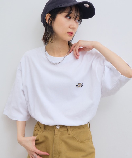 Dickies（ディッキーズ）の「【GENUINE DICKIES/ジェニュインディッキーズ】ワンポイント ミニ 刺繍 ワッペン クルーネック 半袖 Tシャツ（Tシャツ/カットソー・メンズ・ダークグリーン/ホワイト/ブラウン/ブラック・M/L/XL）」の8枚目の写真