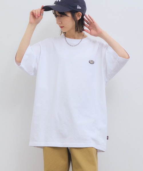 Dickies（ディッキーズ）の「【GENUINE DICKIES/ジェニュインディッキーズ】ワンポイント ミニ 刺繍 ワッペン クルーネック 半袖 Tシャツ（Tシャツ/カットソー・メンズ・ダークグリーン/ホワイト/ブラウン/ブラック・M/L/XL）」の9枚目の写真