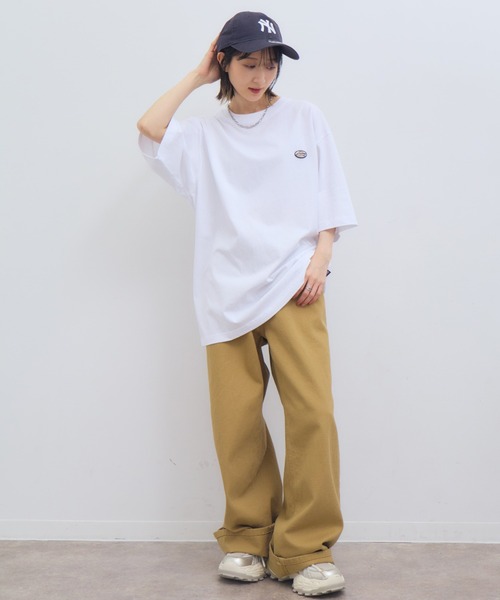 Dickies（ディッキーズ）の「【GENUINE DICKIES/ジェニュインディッキーズ】ワンポイント ミニ 刺繍 ワッペン クルーネック 半袖 Tシャツ（Tシャツ/カットソー・メンズ・ダークグリーン/ホワイト/ブラウン/ブラック・M/L/XL）」の10枚目の写真