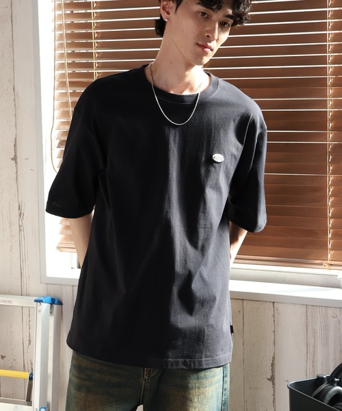 Dickies（ディッキーズ）の「【GENUINE DICKIES/ジェニュインディッキーズ】ワンポイント ミニ 刺繍 ワッペン クルーネック 半袖 Tシャツ（Tシャツ/カットソー・メンズ・ダークグリーン/ホワイト/ブラウン/ブラック・M/L/XL）」の13枚目の写真