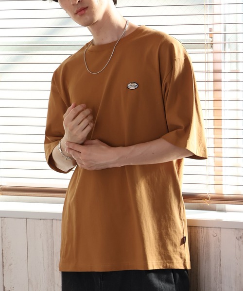 Dickies（ディッキーズ）の「【GENUINE DICKIES/ジェニュインディッキーズ】ワンポイント ミニ 刺繍 ワッペン クルーネック 半袖 Tシャツ（Tシャツ/カットソー・メンズ・ダークグリーン/ホワイト/ブラウン/ブラック・M/L/XL）」の18枚目の写真