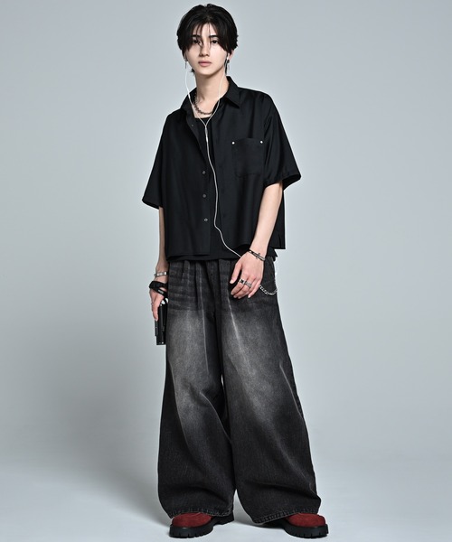 ADRER(アドラー)の「Cropped Regular Collar Short Sleeve Shirt / クロップド レギュラーカラー ショートスリーブシャツ(シャツ/ブラウス・メンズ・ホワイト/ライトブルー/ブラック・XS/S/M/L)」の5枚目の写真
