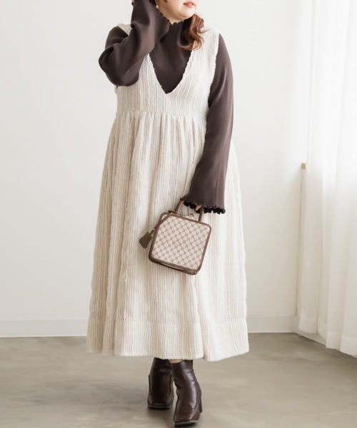 CLETTE（クレット）の「CLETTEオリジナルシアーストライプVネックワンピース（ワンピース・レディース・ブルー/ブラック/アイボリー・4L/3L/LL）」の6枚目の写真