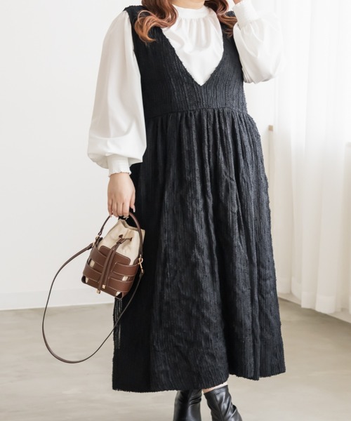 CLETTE（クレット）の「CLETTEオリジナルシアーストライプVネックワンピース（ワンピース・レディース・ブルー/ブラック/アイボリー・4L/3L/LL）」の7枚目の写真