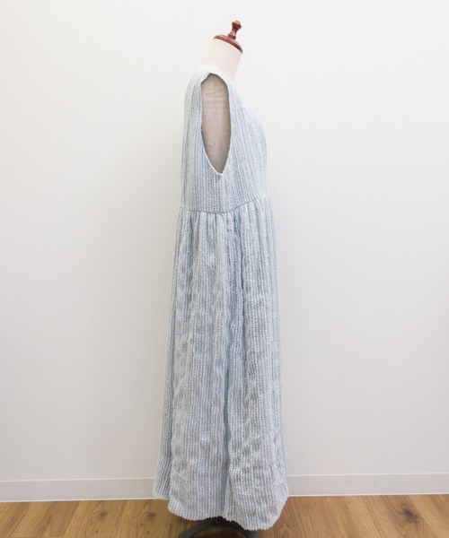 CLETTE（クレット）の「CLETTEオリジナルシアーストライプVネックワンピース（ワンピース・レディース・ブルー/ブラック/アイボリー・4L/3L/LL）」の15枚目の写真
