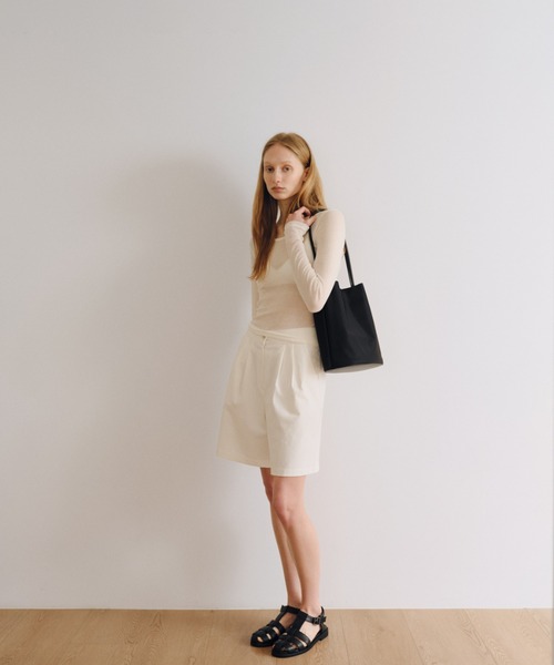 ROH SEOUL(ローソウル)の「ROH SEOUL/ローソウル Medium Mug shoulder bag Nylon ショルダーバッグ ハンドバッグ 通勤 シンプル 撥水 軽量 2026年 夏 夏服(ショルダーバッグ・レディース・ブラック/ベージュ・FREE)」の19枚目の写真