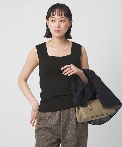 green label relaxing(グリーンレーベルリラクシング)の「ニット タンクトップ ウォッシャブル(タンクトップ・レディース・ピンク/ナチュラル/ブラック/ケリーグリーン/ダークブラウン・FREE)」の2枚目の写真