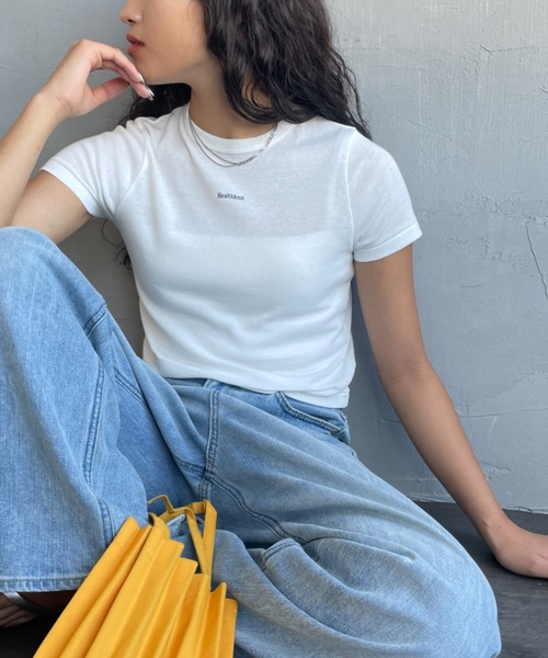Healthknit（ヘルスニット）の「[HEALTHKNIT/ヘルスニット] 別注 ミニロゴ コンパクトＴシャツ（Tシャツ/カットソー・レディース・ブラック/ベージュ/オフホワイト・M/S）」の2枚目の写真
