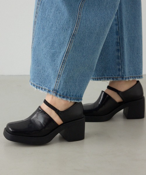 RODEO CROWNS WIDE BOWL（ロデオクラウンズワイドボウル）の「セパレートヒールパンプス（パンプス・レディース・シルバー/ブラック・MEDIUM/LARGE）」の2枚目の写真