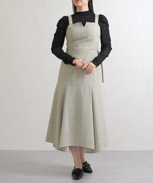 31 Sons de mode(トランテアン ソン ドゥ モード)の「2026春夏新作 サイドベルトマーメイドジャンスカ(ジャンパースカート・レディース・ベージュ/ブラック/モカ・S/M)」の20枚目の写真