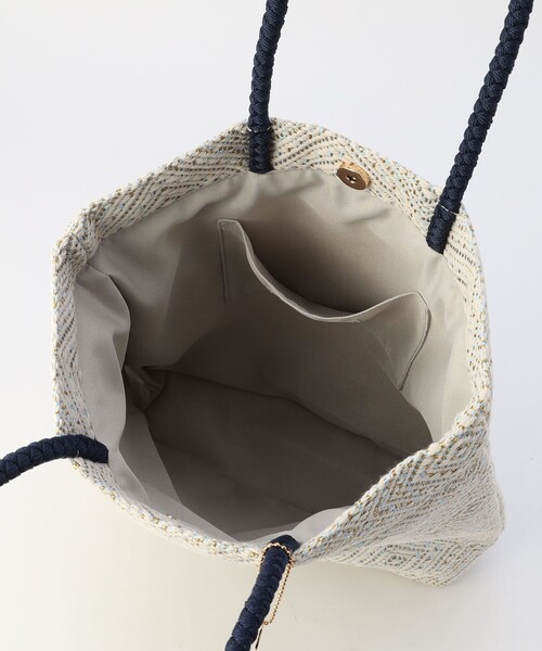 MICO COULIER（ミコクリエ）の「チャーム付きキカガクトートバッグ（トートバッグ・レディース・ライトブルー/ブラック・FREE）」の7枚目の写真