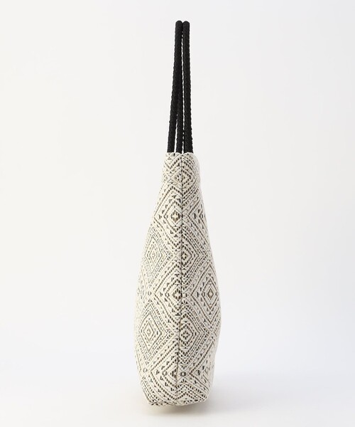 MICO COULIER（ミコクリエ）の「チャーム付きキカガクトートバッグ（トートバッグ・レディース・ライトブルー/ブラック・FREE）」の9枚目の写真