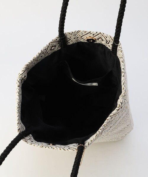 MICO COULIER（ミコクリエ）の「チャーム付きキカガクトートバッグ（トートバッグ・レディース・ライトブルー/ブラック・FREE）」の13枚目の写真