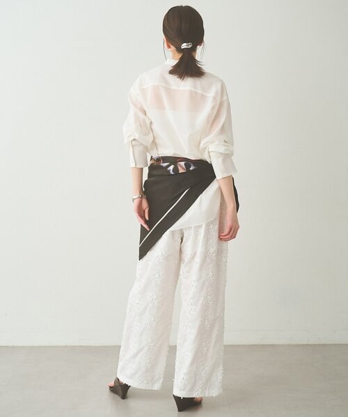 Whim Gazette(ウィムガゼット)の「3D刺繍パンツ(その他パンツ・レディース・オフホワイト/チャコールグレー・FREE)」の20枚目の写真