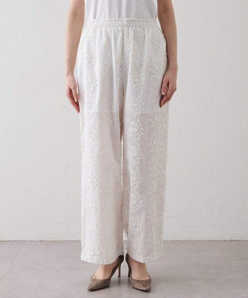 Whim Gazette(ウィムガゼット)の「3D刺繍パンツ(その他パンツ・レディース・オフホワイト/チャコールグレー・FREE)」の18枚目の写真