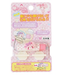 DILASH（ディラッシュ）の「開かずピンちゃん 2 【サンリオ】（バッジ）」