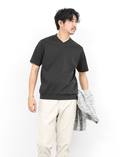 NOLLEY’S(ノーリーズ)の「《ビジカジ対応》防臭・消臭 シルケットスムース VネックドレスTシャツ 26SS(Tシャツ/カットソー・メンズ・ホワイト/ダークネイビー/チャコールグレー・XL/L/M/S/XXL)」の22枚目の写真