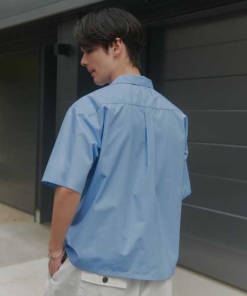 MILITARY(ミリタリー)の「【MAISON CLUB】Compact Cropped Open Collar Shirt / コンパクトクロップドオープンカラーシャツ(シャツ/ブラウス・メンズ・サックスブルー/グレー/ブラック・L/M)」の5枚目の写真
