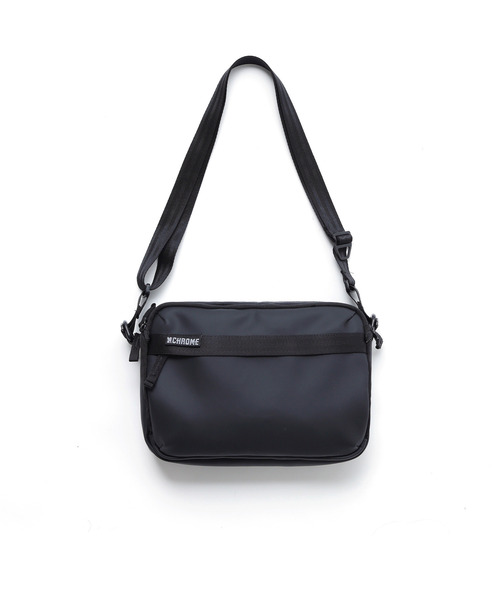 CHROME（クローム）の「［ CHROME / クローム ］PAC SHOULDER 3L / パック ショルダー 3リットル 耐水 3L ショルダーバッグ（ショルダーバッグ・メンズ・ブラック系その他/ブラック系その他2・FREE）」の2枚目の写真