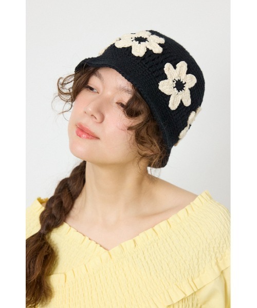 RODEO CROWNS WIDE BOWL（ロデオクラウンズワイドボウル）の「フラワーニットハット（ハット・レディース・ライトピンク/ブラック/アイボリー・FREE）」の3枚目の写真