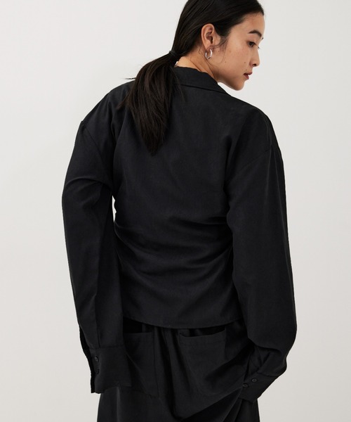 HANNE(アン)の「カシュクールシャツ(シャツ/ブラウス・レディース・ベージュ/ブラック・FREE)」の13枚目の写真