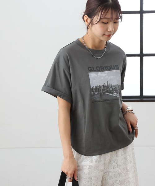 COLONY 2139(コロニートゥーワンスリーナイン)の「photoプリントTシャツ(Tシャツ/カットソー・レディース・ホワイト/チャコールグレー・FREE)」の9枚目の写真