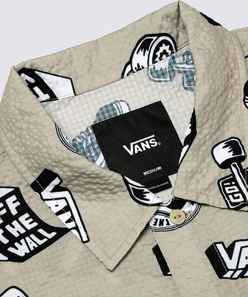VANS(バンズ)の「SPACE MOLLY AOP シャツ / MISC AOP SS SHIRT FOG SPACE MO VN000RA8FGR1(シャツ/ブラウス・メンズ・ライトグレー・X-SMALL/X-LARGE/SMALL/MEDIUM/LARGE)」の4枚目の写真