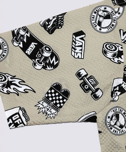 VANS(バンズ)の「SPACE MOLLY AOP シャツ / MISC AOP SS SHIRT FOG SPACE MO VN000RA8FGR1(シャツ/ブラウス・メンズ・ライトグレー・X-SMALL/X-LARGE/SMALL/MEDIUM/LARGE)」の6枚目の写真