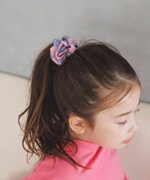 BAYFLOW（ベイフロー）の「【THE MAX SHOW!】総柄シュシュ（シュシュ・レディース・イエロー/ブルー/ピンク・0）」の6枚目の写真