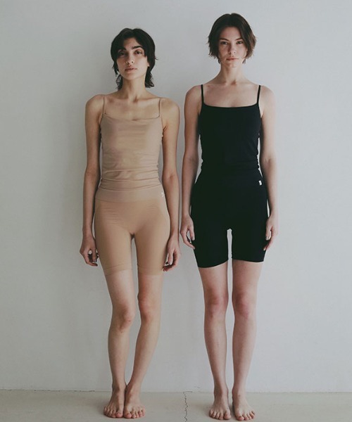 ETRE TOKYO（エトレトウキョウ）の「AMPHI×ETRE TOKYOフィットカップインキャミソール（キャミソール・レディース・ブラック/ベージュ・M/L）」の14枚目の写真