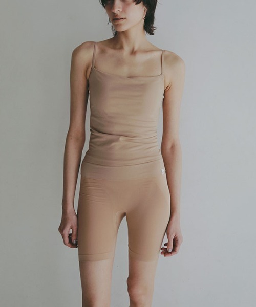 ETRE TOKYO（エトレトウキョウ）の「AMPHI×ETRE TOKYOフィットカップインキャミソール（キャミソール・レディース・ブラック/ベージュ・M/L）」の21枚目の写真