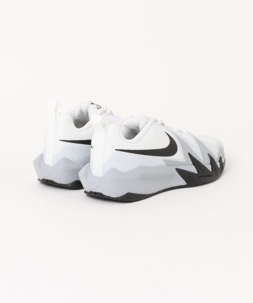 NIKE(ナイキ)の「《NIKE》S.T.ダイナマイト GS(スニーカー・キッズ・ホワイト×ブラック/ブラック×パープル・22.5cm/23.0cm/23.5cm/24.0cm/24.5cm/25.0cm)」の3枚目の写真
