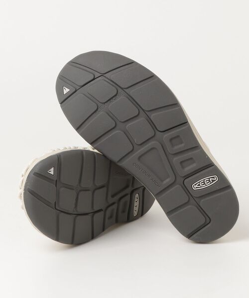 KEEN(キーン)の「UNEEK / ユニーク / レディース スニーカーサンダル(サンダル・レディース・ライトグリーン・23.5cm/24.5cm/24cm/26cm/25cm/22.5cm)」の9枚目の写真