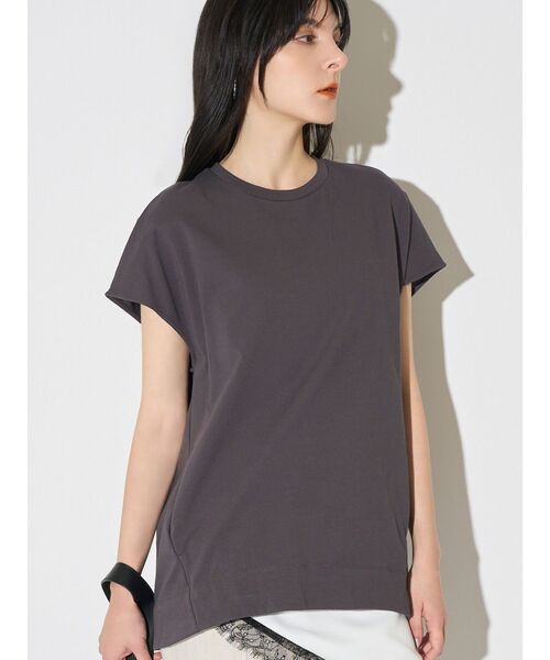 ELENDEEK（エレンディーク）の「TUCK HEM LOOSE CS（Tシャツ/カットソー・レディース・チャコールグレー/オフホワイト/ラベンダー・FREE）」の2枚目の写真