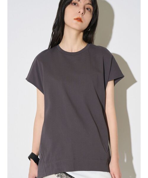 ELENDEEK（エレンディーク）の「TUCK HEM LOOSE CS（Tシャツ/カットソー・レディース・チャコールグレー/オフホワイト/ラベンダー・FREE）」の21枚目の写真
