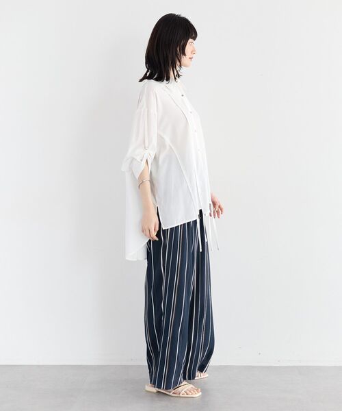 Editt by YECCA VECCA(エディットバイイェッカヴェッカ)の「ストリングデザインシャツ(シャツ/ブラウス・レディース・カーキ/ホワイト/ネイビー・FREE)」の13枚目の写真
